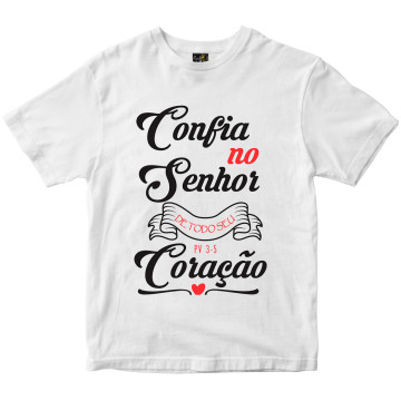 Camiseta Confia no Senhor Rainha do Brasil